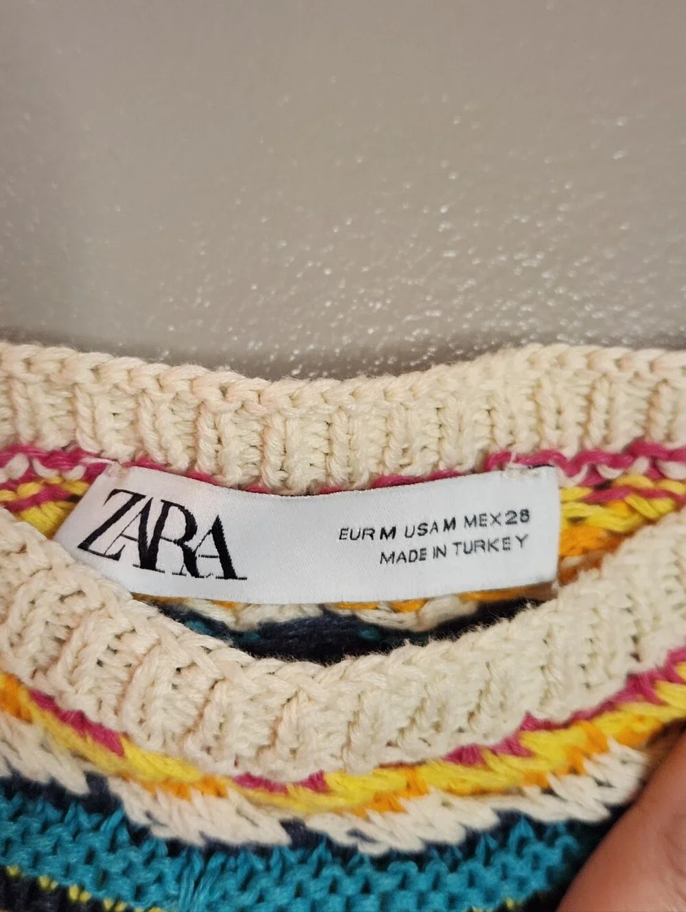 Zara Cream Crochet Women's Crop Top Size US Medium.